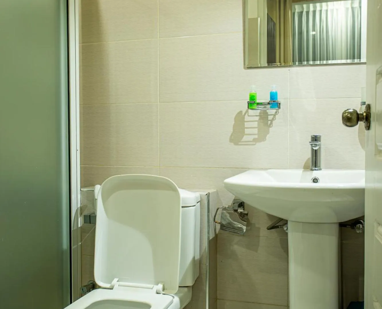 Country Club Nuwara Eliya Hotel